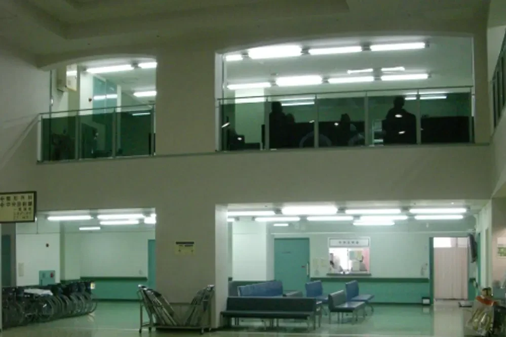 LED Tube Case Hospital Japan 2