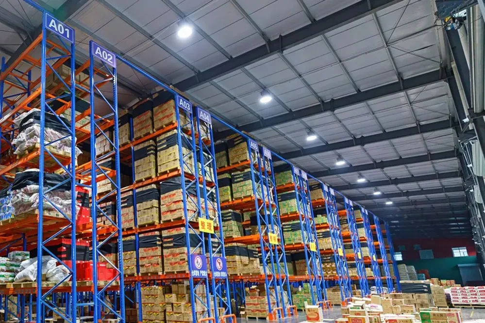 Field-Selectable LED High Bay Light